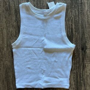 Hollister Tank